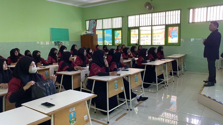 Guru Tamu Akuntansi – CV Ramadhani Wira Persada
